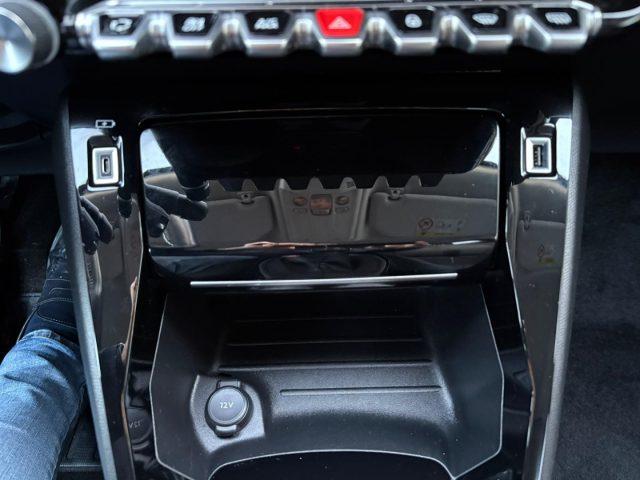 PEUGEOT 2008 BlueHDi 110 S&S Allure