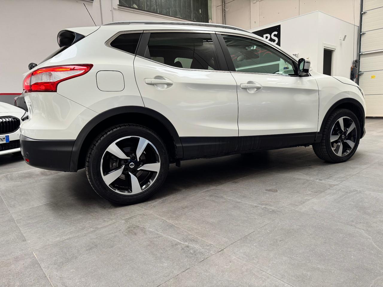 Nissan Qashqai 1.6 dci N-Connecta 2wd 130cv xtronic