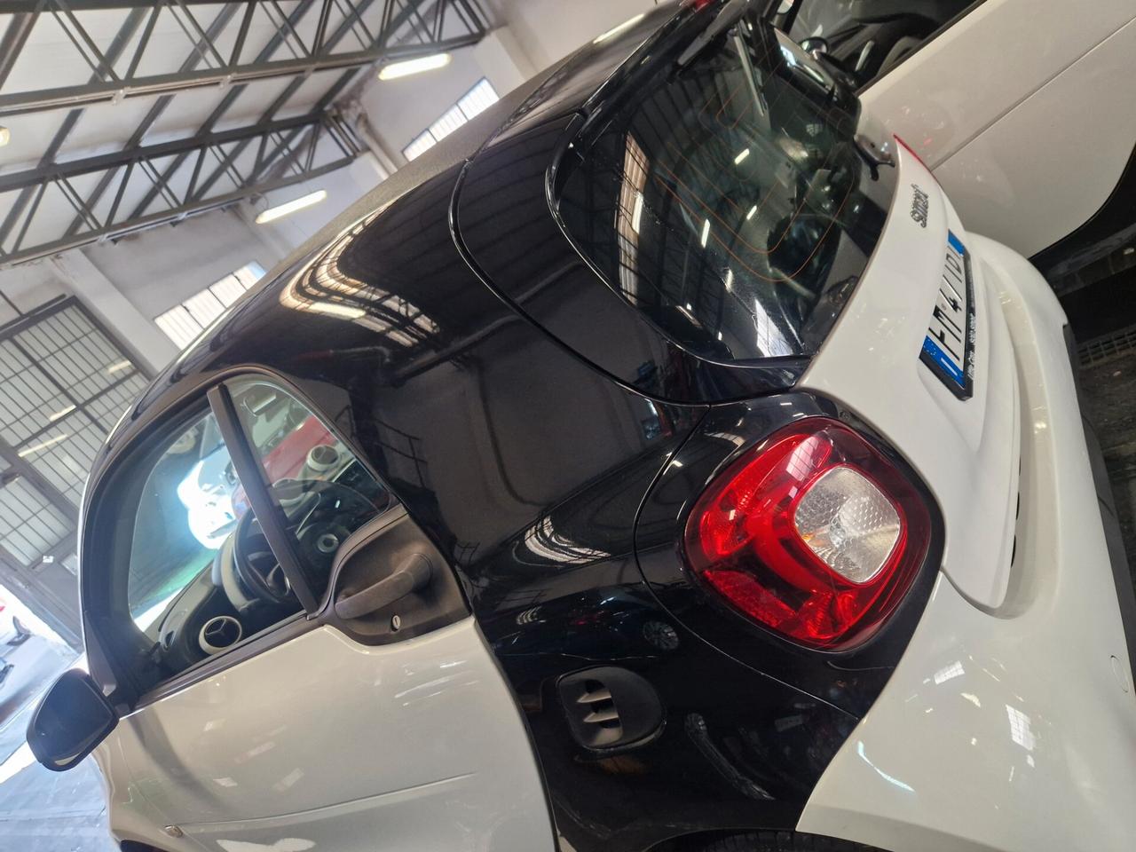 Smart automatica solo 46000km 2017 garanzia
