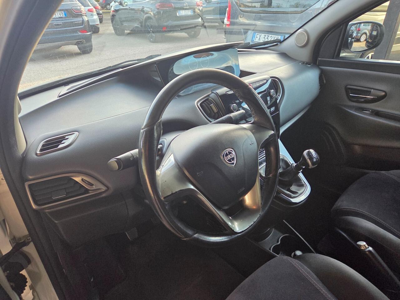 Lancia Ypsilon 1.3 MJT 16V 95 CV 5 porte S&S Platinum
