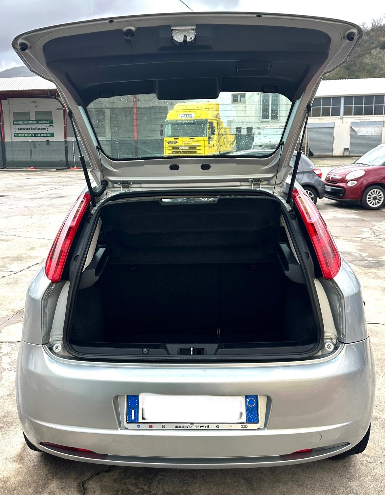 Fiat Grande Punto 1.3 MJT 90 CV 5 porte Dynamic