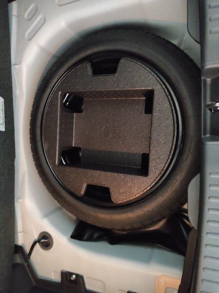 TOYOTA Yaris 4ª serie - Yaris 1.5 Hybrid 5 porte Business