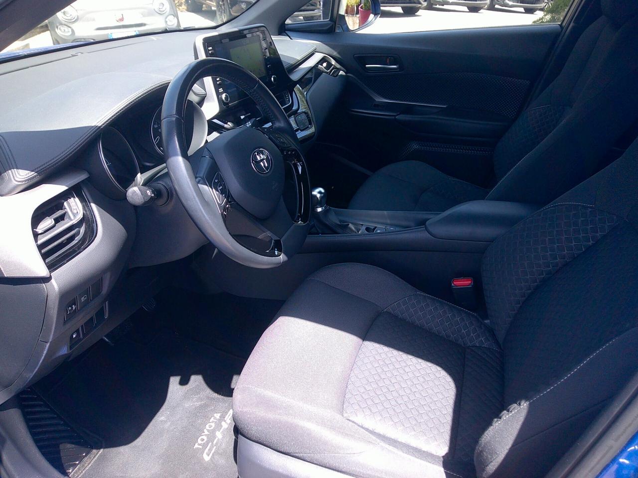 Toyota C-HR 1.8 Hybrid E-CVT Active