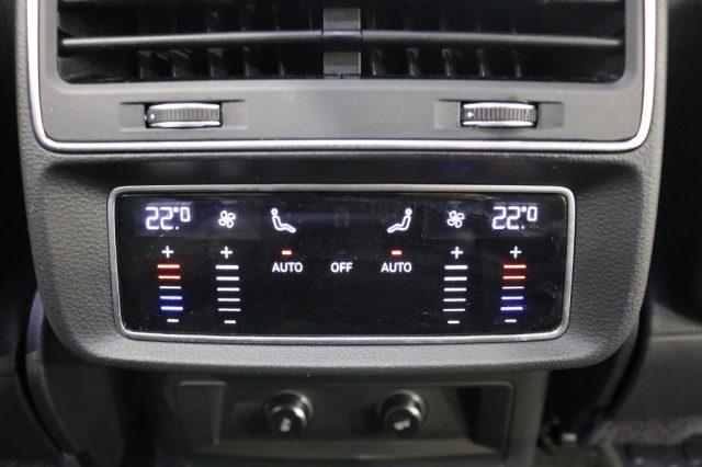 AUDI Q8 55 TFSI quattro tiptronic Sport PLUS S-LINE