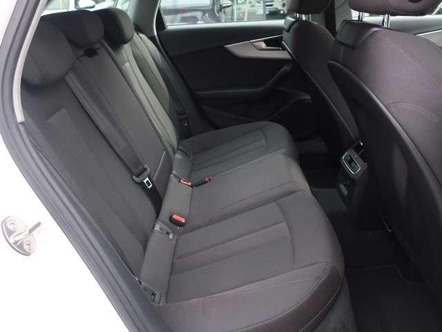 Audi A4 A4 2019 Avant 40 2.0 tdi Bus. Adv. quattro s-tron.