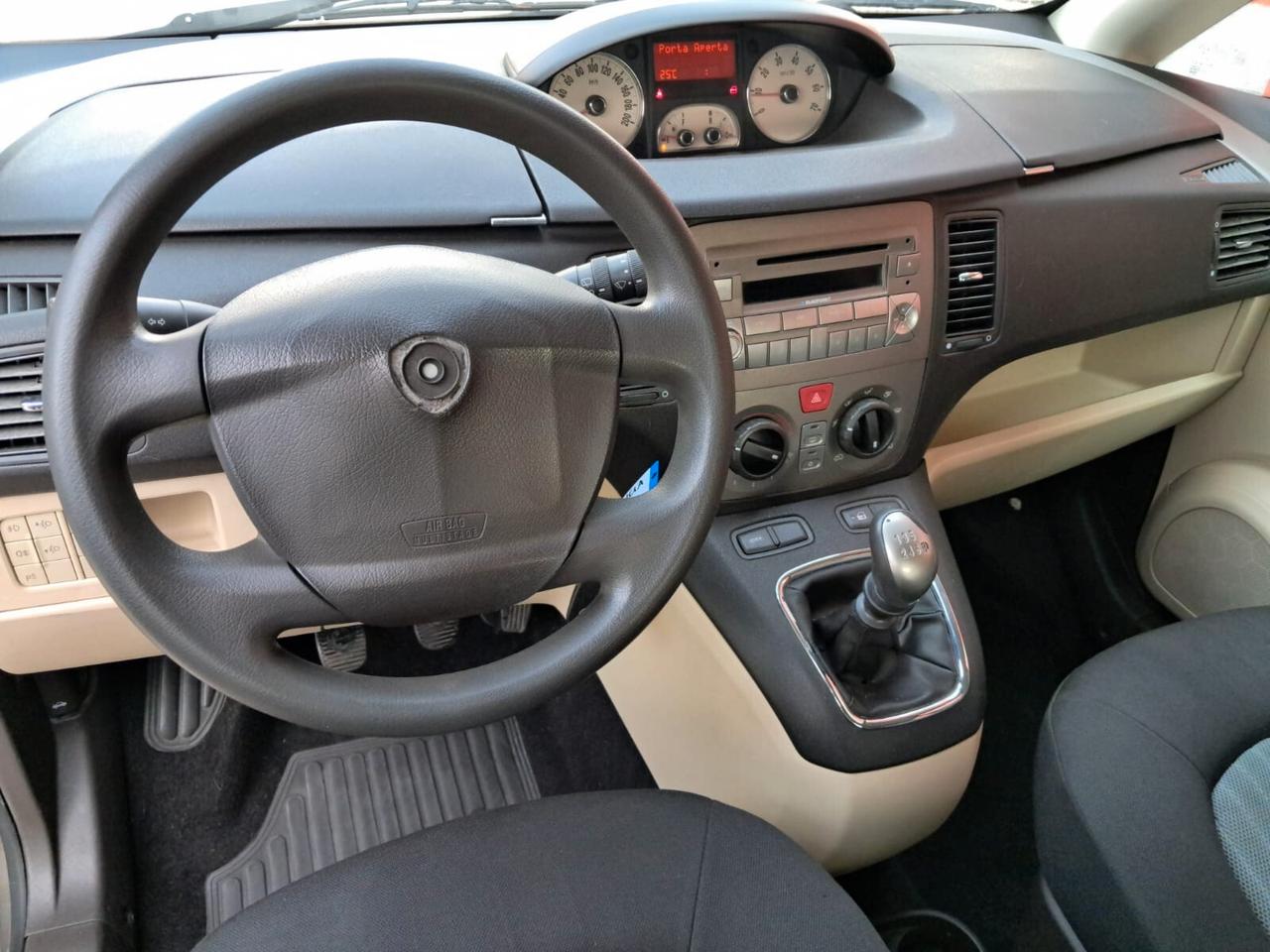 Lancia MUSA 1.4 16V Platino Plus neopatentati
