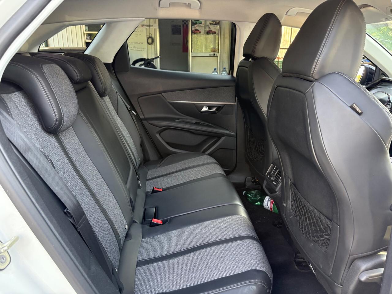 Peugeot 3008 BlueHDi 120 S&S Business