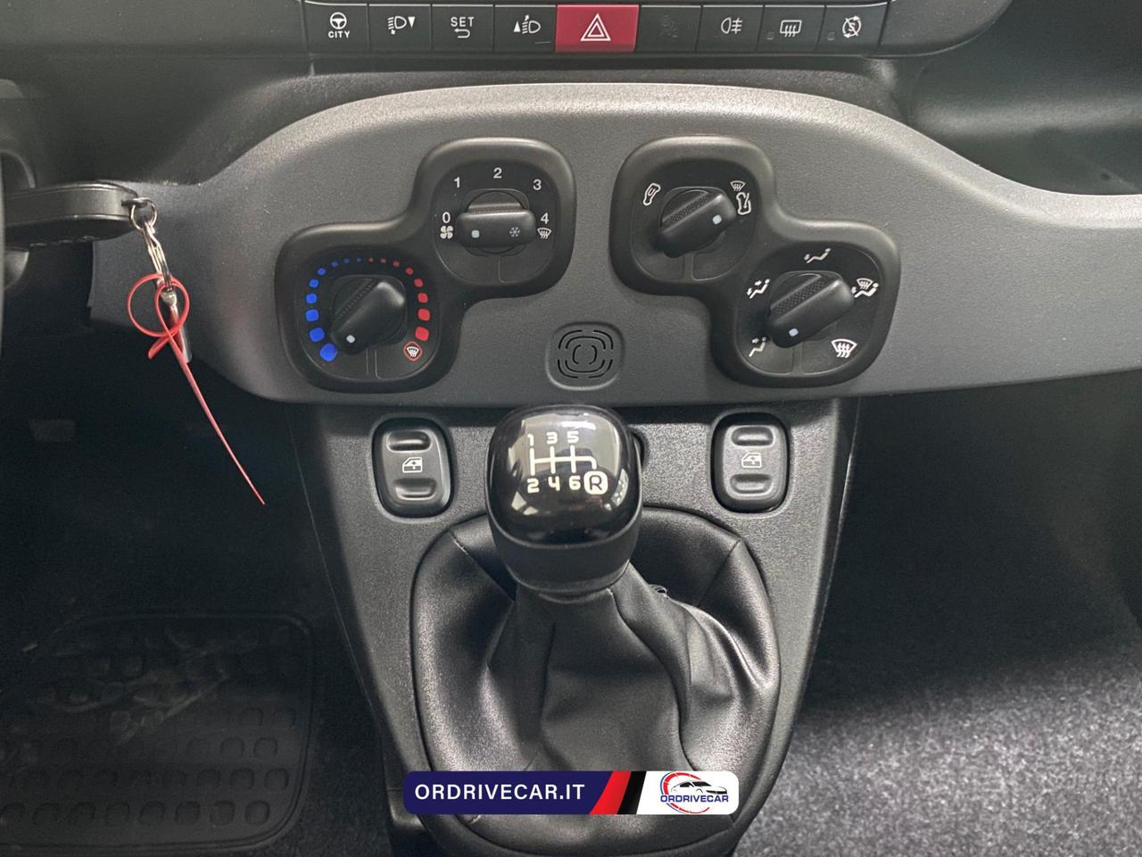 Fiat Panda 1.0 firefly hybrid s&s 70cv 5p.ti