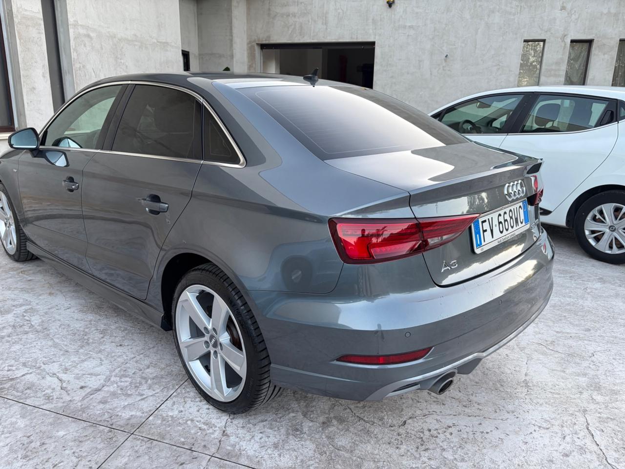 Audi A3 Sedan 30 TDI Admired