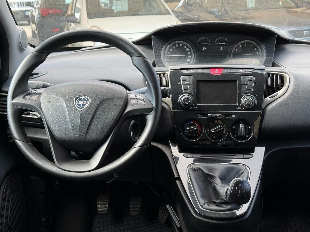 LANCIA NEW YPSILON 1,2 BENZ IMP.GPL