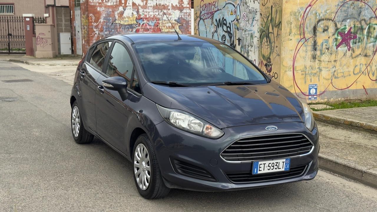 Ford Fiesta 1.2 60CV 5 porte Titanium