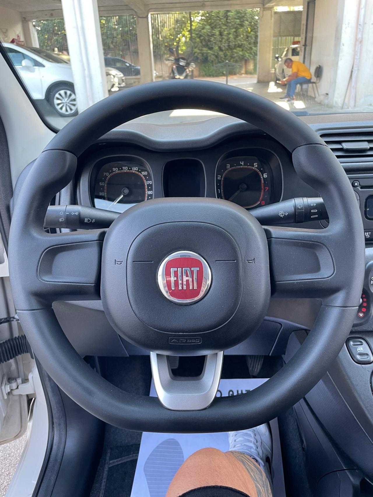 Fiat Panda 1.2 EasyPower Lounge dal nord italia tagliando e distribuzione ok