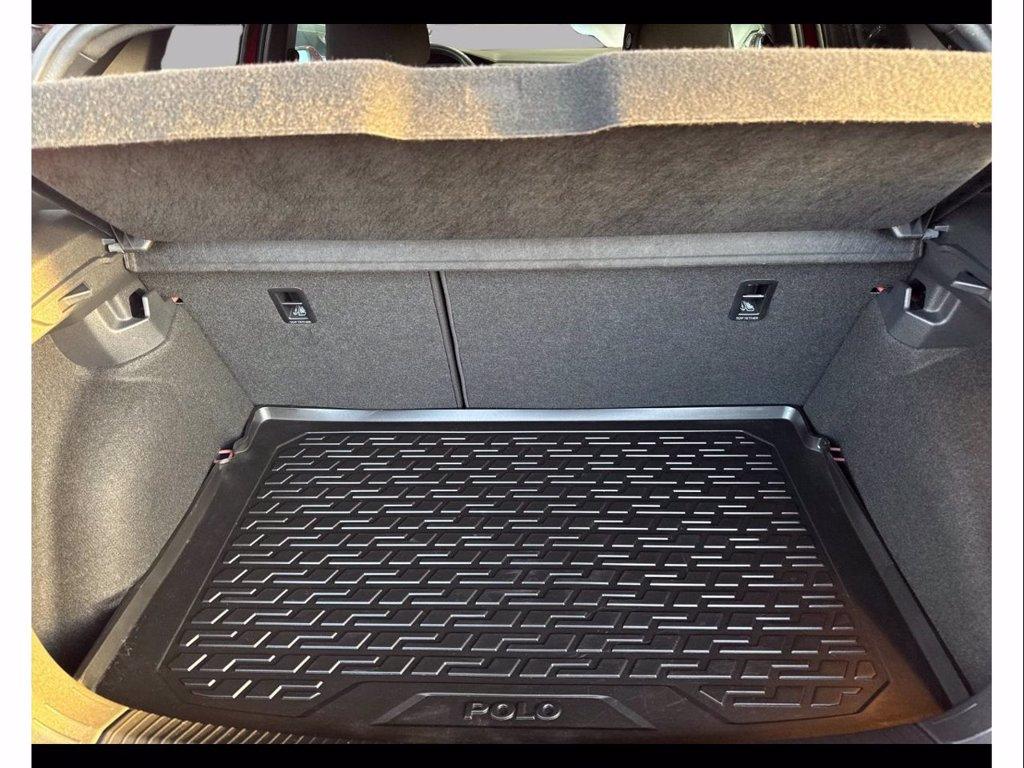 VOLKSWAGEN Polo 1.0 tsi r-line 95cv del 2023