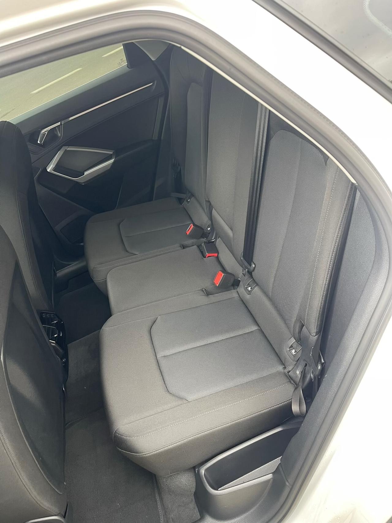 Audi Q3 SPB 35 TDI Business Plus