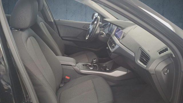 BMW 116 i 5p. Advantage Aut.
