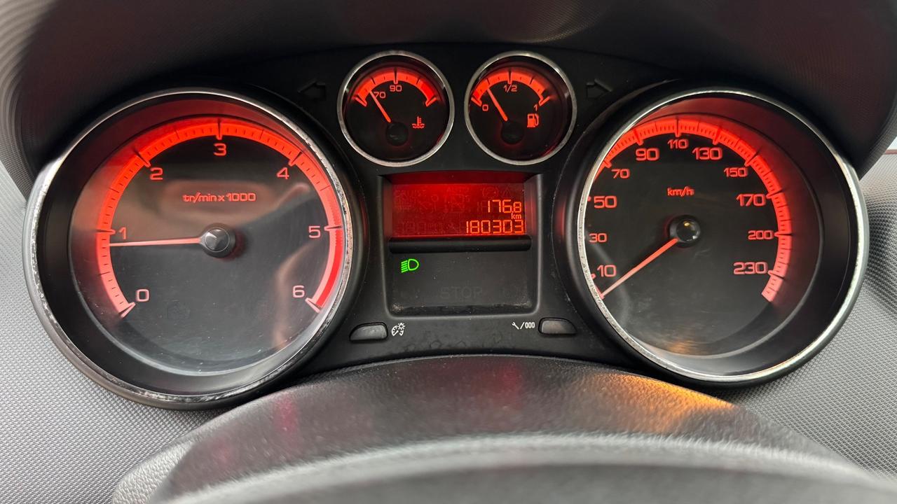 Peugeot 308 1.6 8V e-HDi 112CV SW Sport