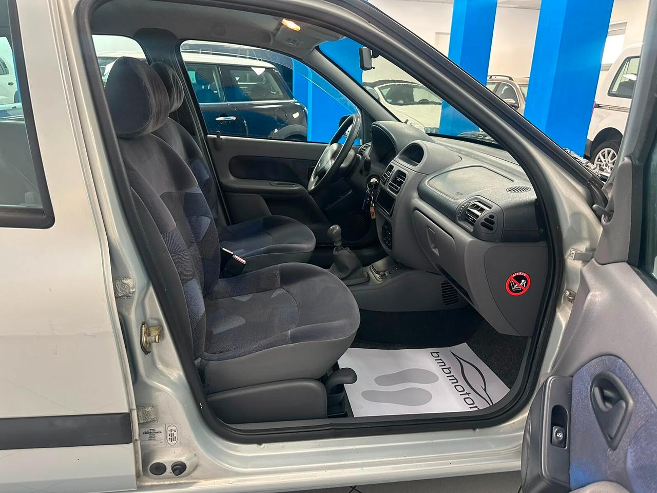 Renault Clio 1.2 cat 5 porte RXE