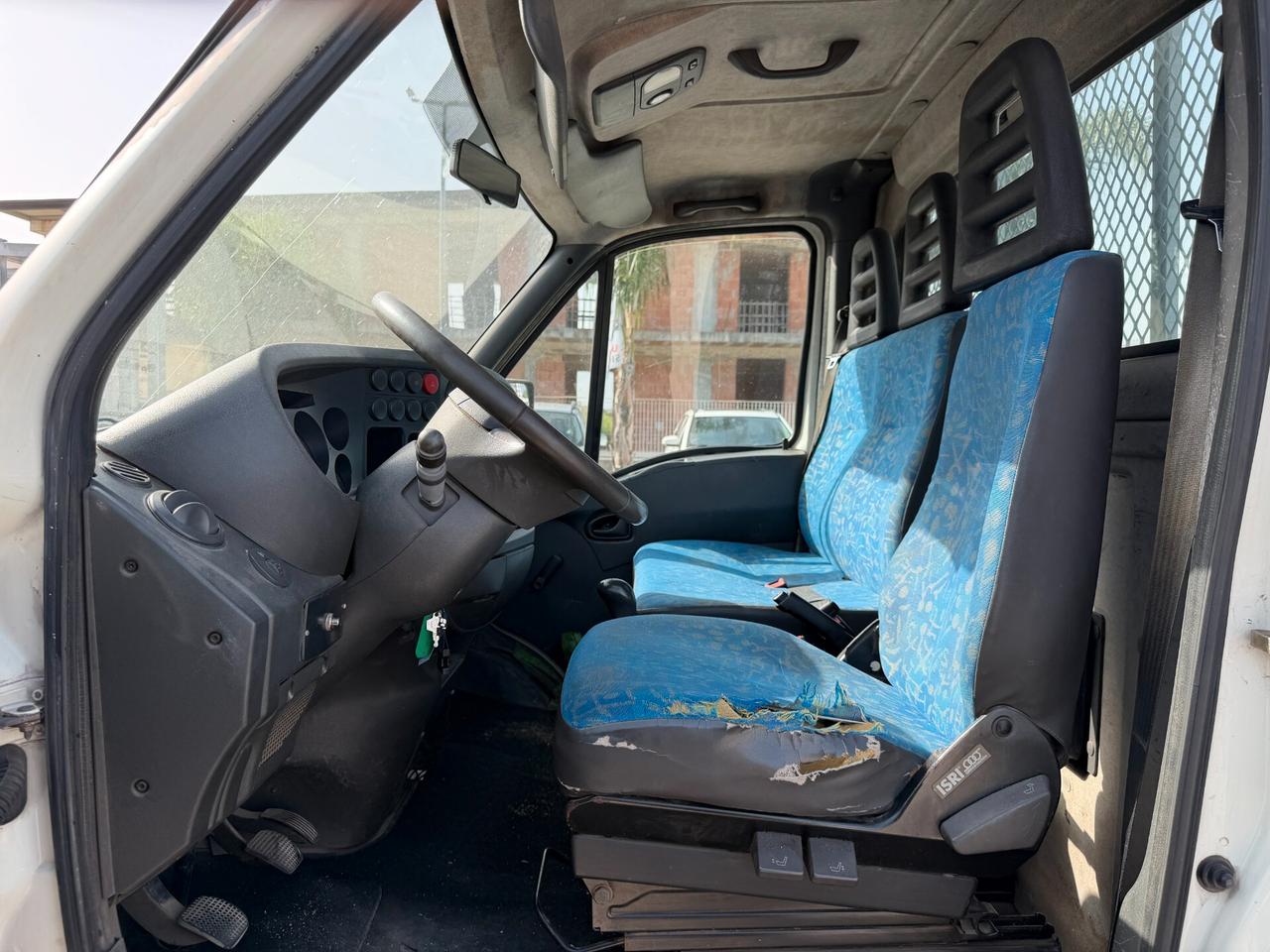 IVECO DAILY 2002 2.8 DIESEL 106 CV