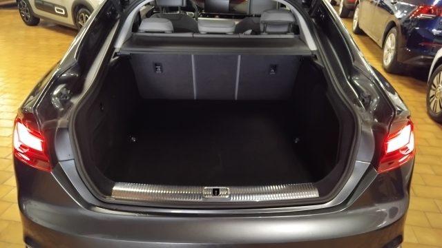 AUDI A5 SPORTBACK 40 TDI S tr. S line edit. MHEV 19"PELLE