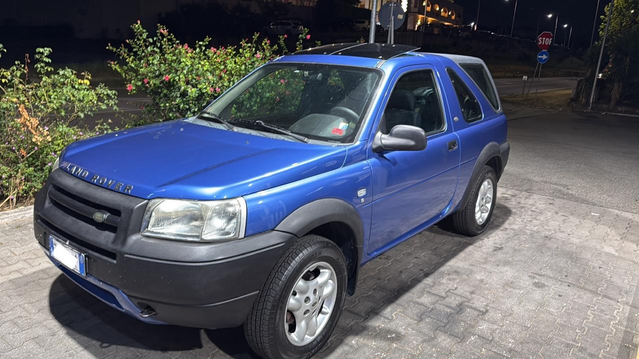 Land Rover Freelander 2.0 Td4 16V cat 3p. Softb. SE