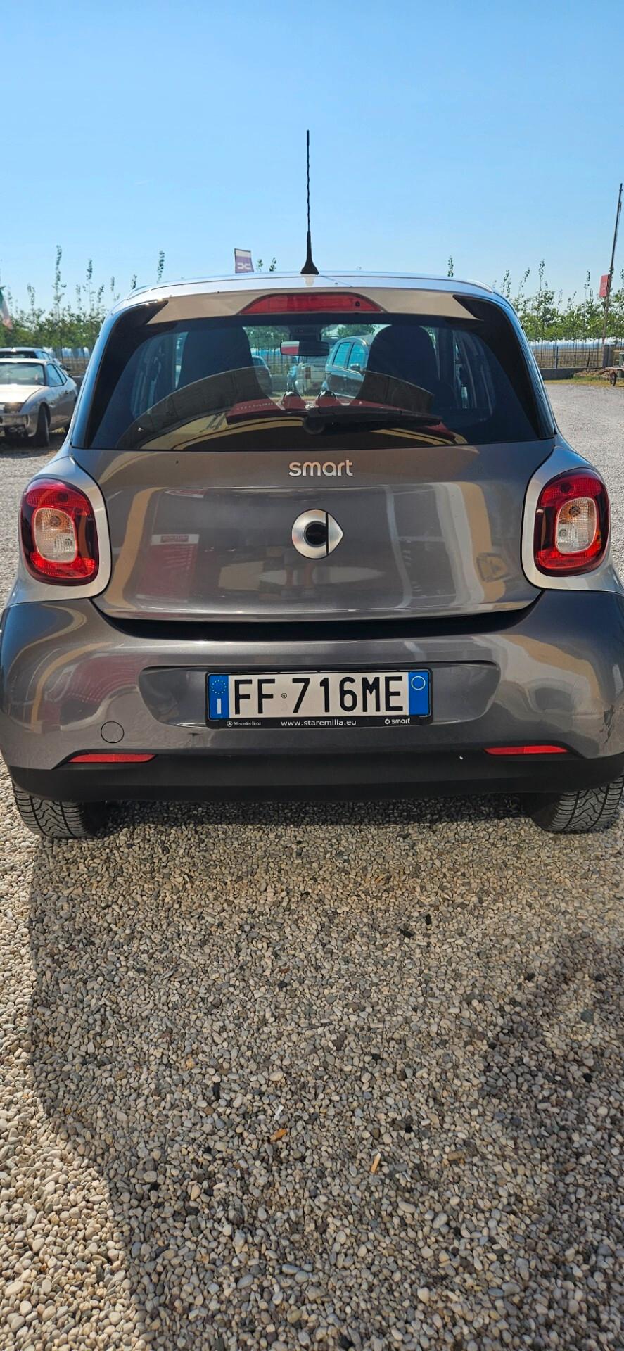 Smart ForFour 70 1.0 Youngster