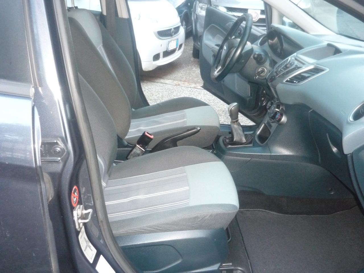 Ford Fiesta 1.4 5 porte Bz.- GPL Titanium