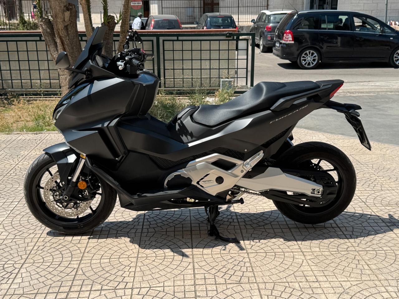 HONDA FORZA 750