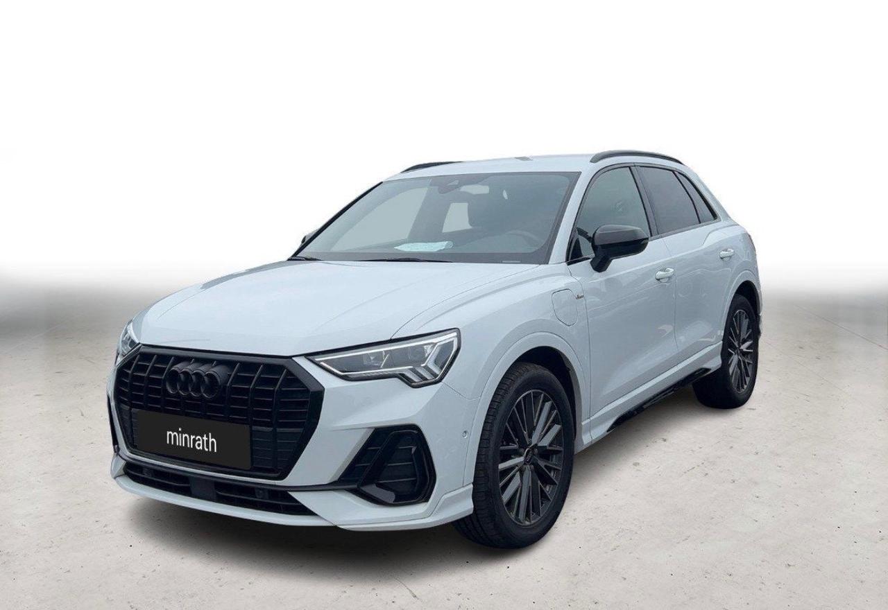 Audi Q3 45 TFSI S tronic S LINE interno esterno
