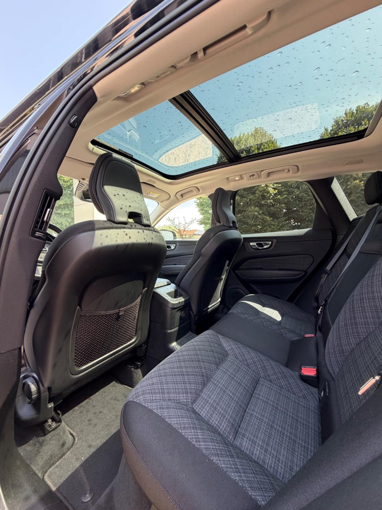 Volvo XC 60 XC60 T6 Recharge Plug-in Hybrid AWD aut. Ultimate Bright