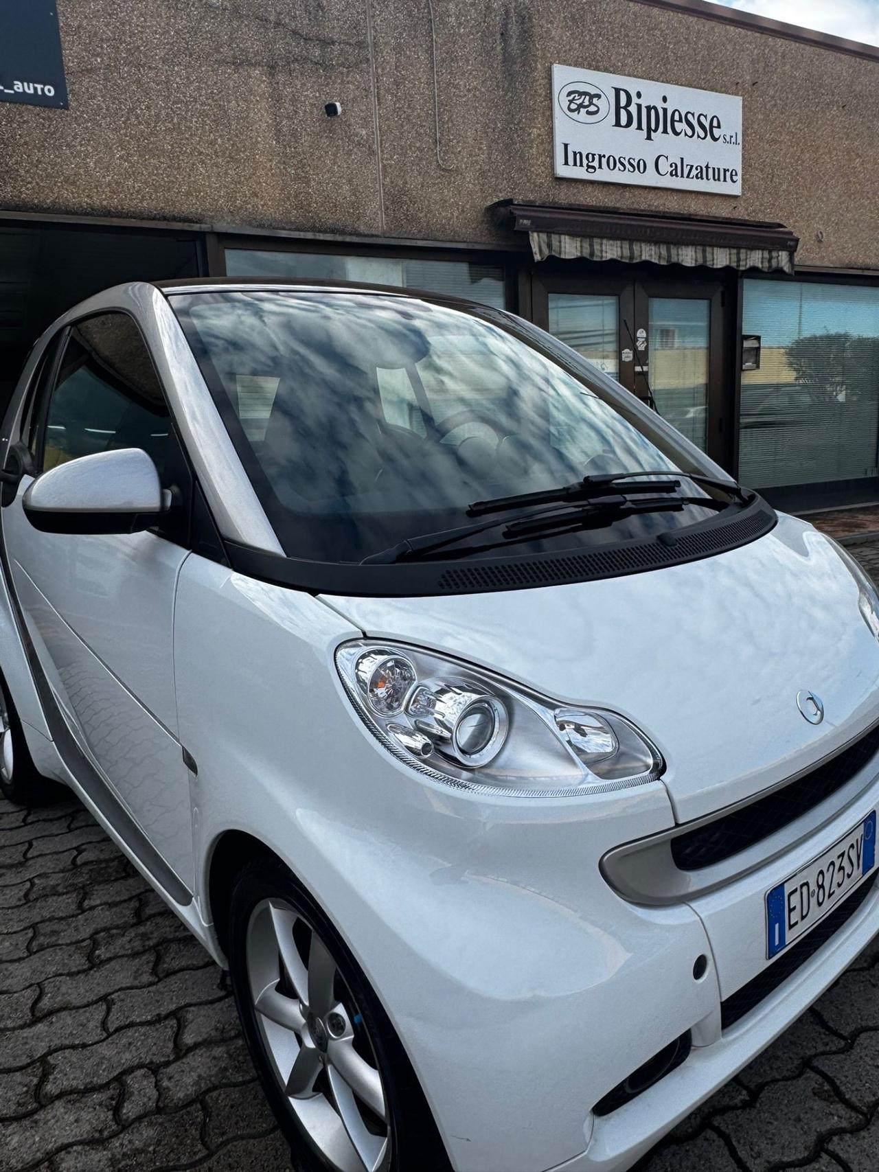 Smart ForTwo 1000 52 kW coupé passion