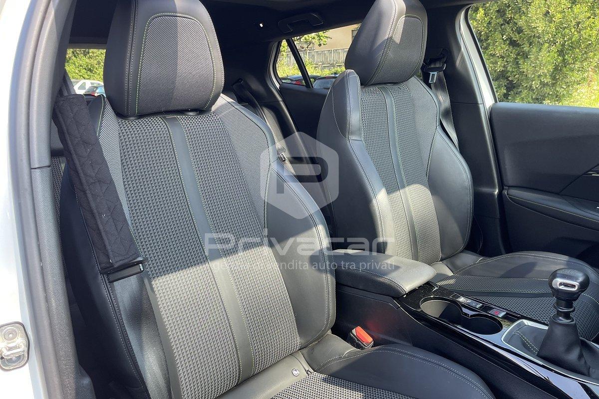 PEUGEOT 2008 BlueHDi 100 S&S GT Line