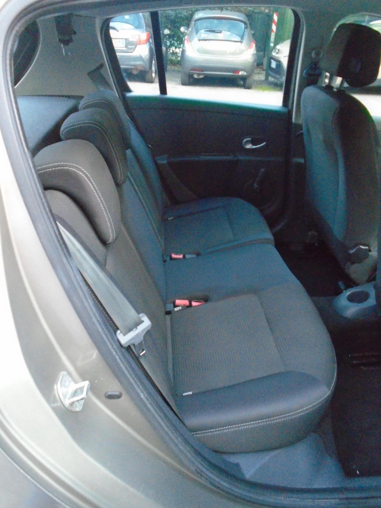 Renault Clio 1.2 16v Dynamique 5p