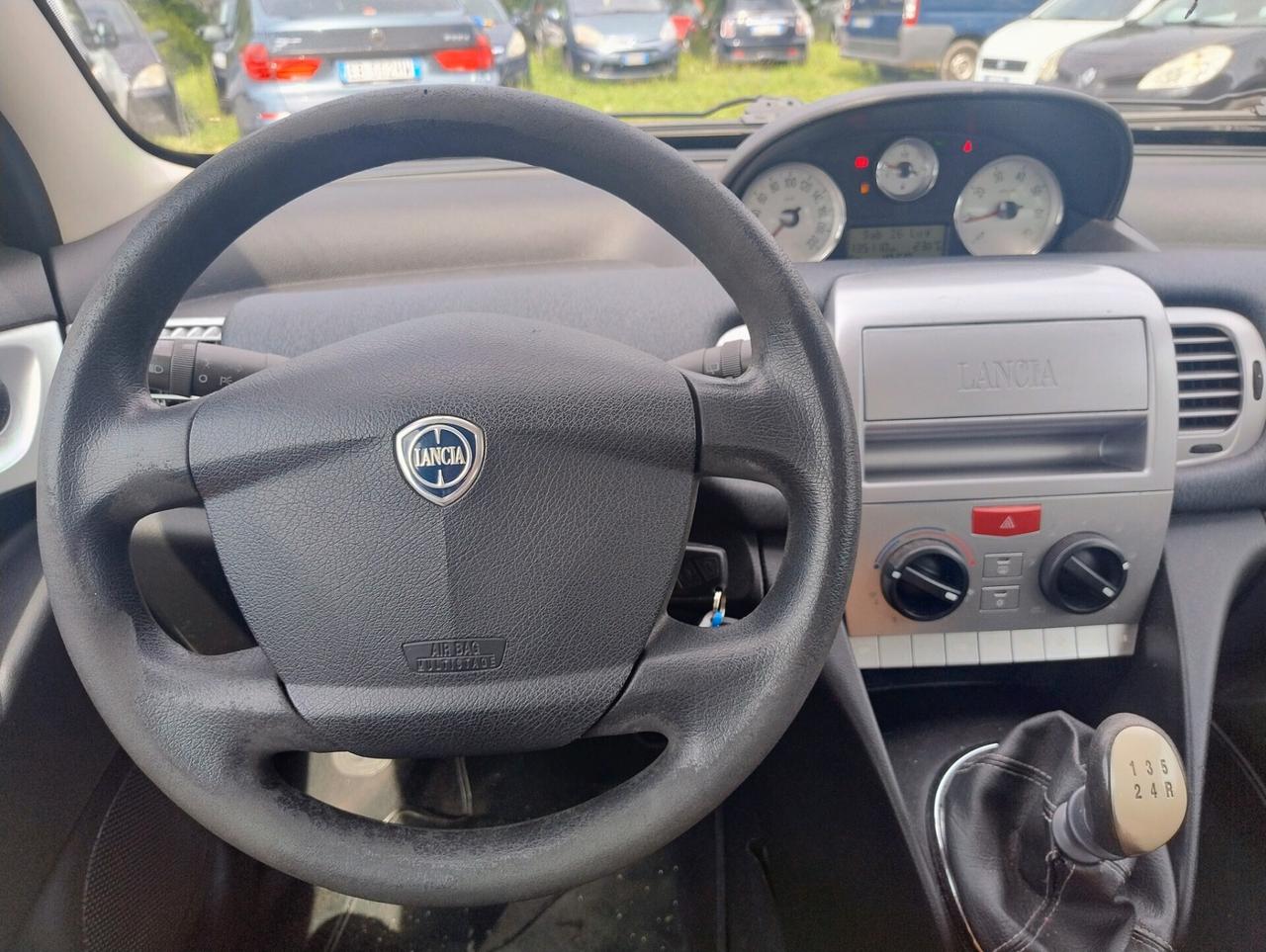 Lancia Ypsilon 1.2 Diva