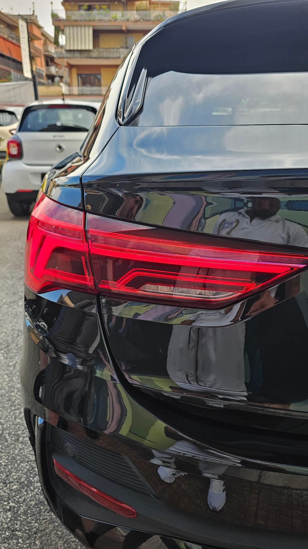 Audi Q3 SPB 45 TFSIe 245CV S tronic line IDENTITY BLACK UNIPRO' IVA ESPOSTA TAGL UFF
