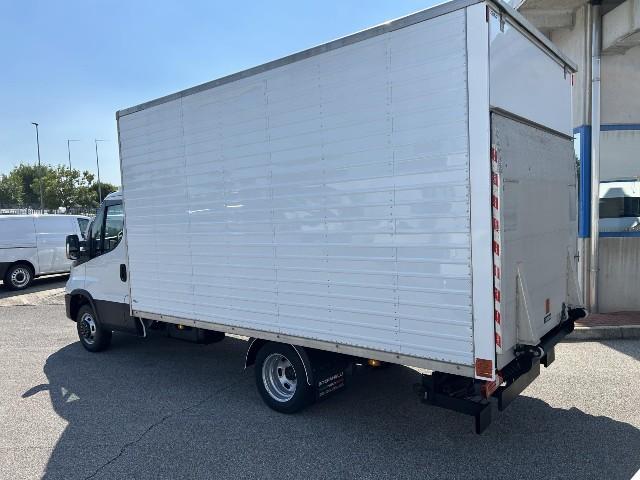 IVECO DAILY 35C14H BOX + SPONDA