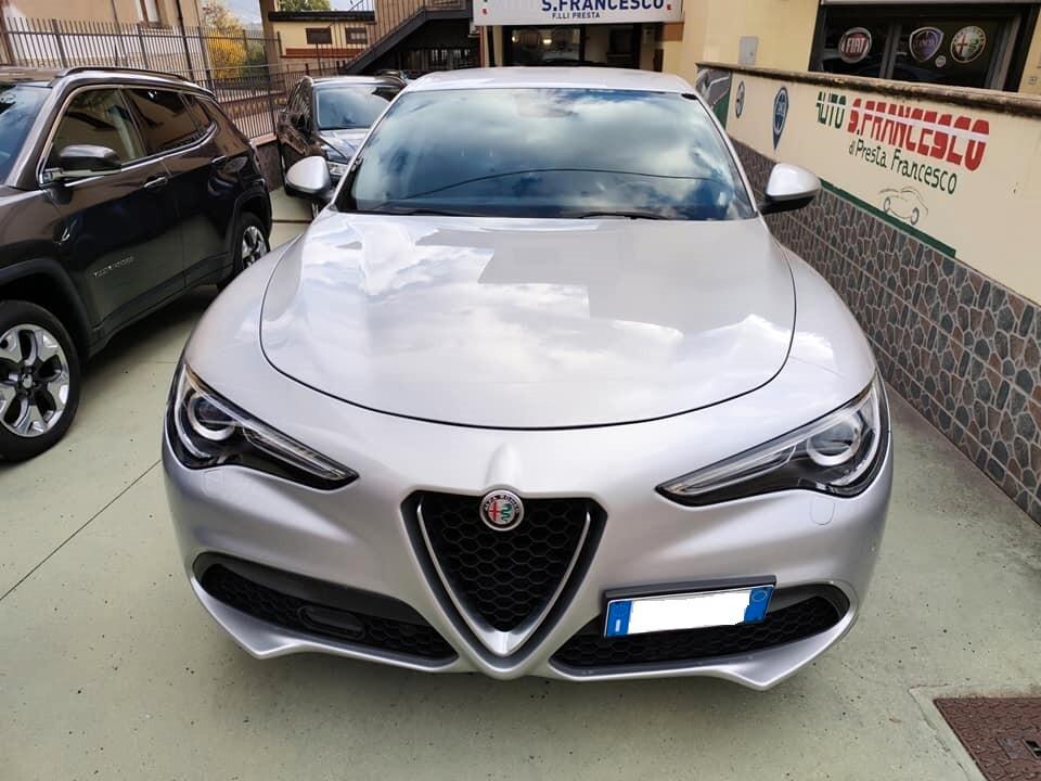 Alfa Romeo Stelvio 2.2 Super Red Edition 160cv - 2021