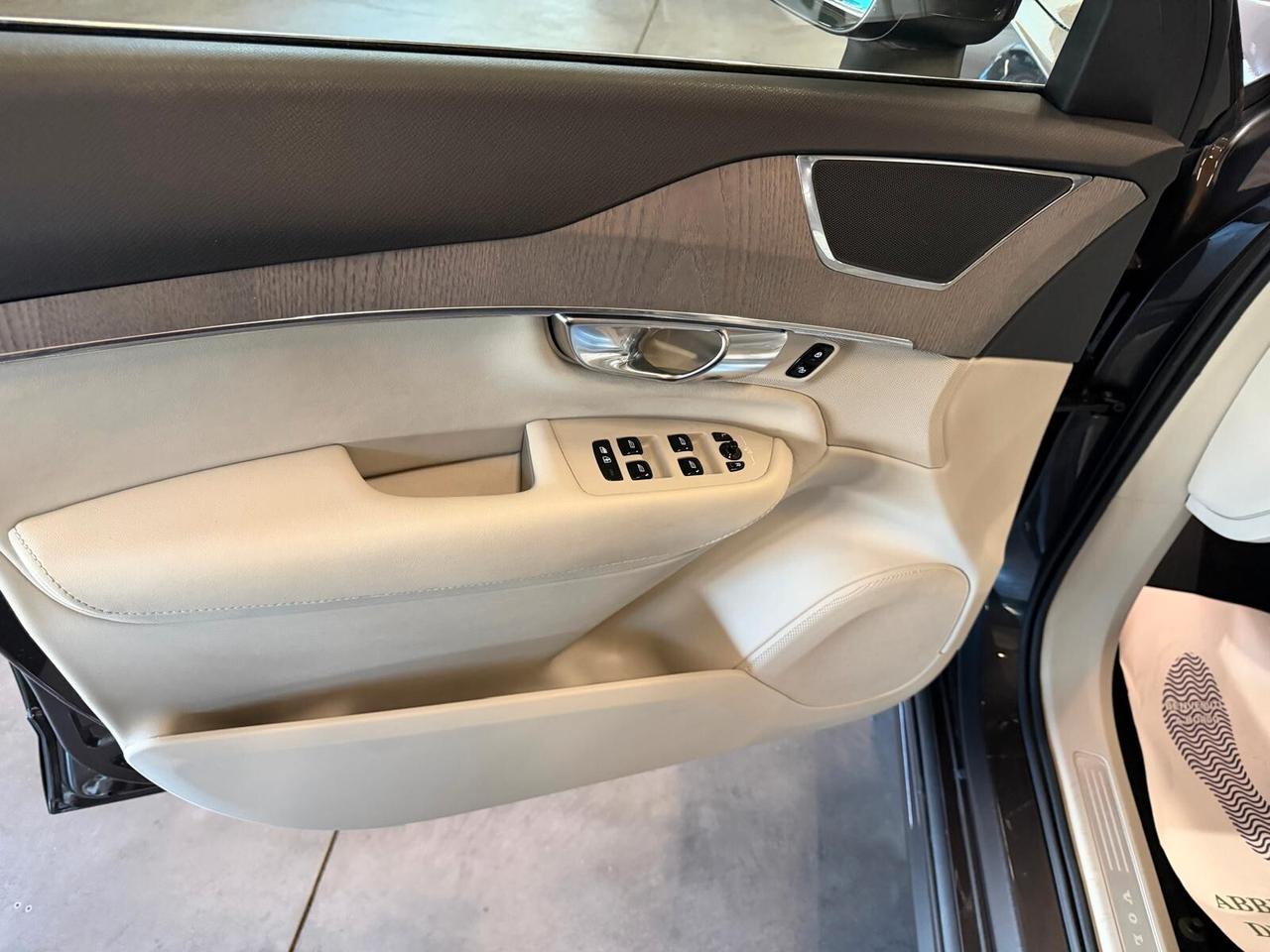 Volvo XC 90 XC90 B5 (d) AWD automatico Core