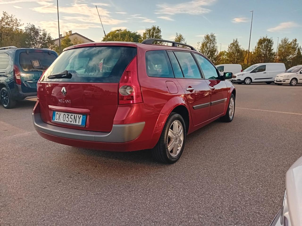 Renault Megane Grandtour 1.6 16v Dynamique 115cv