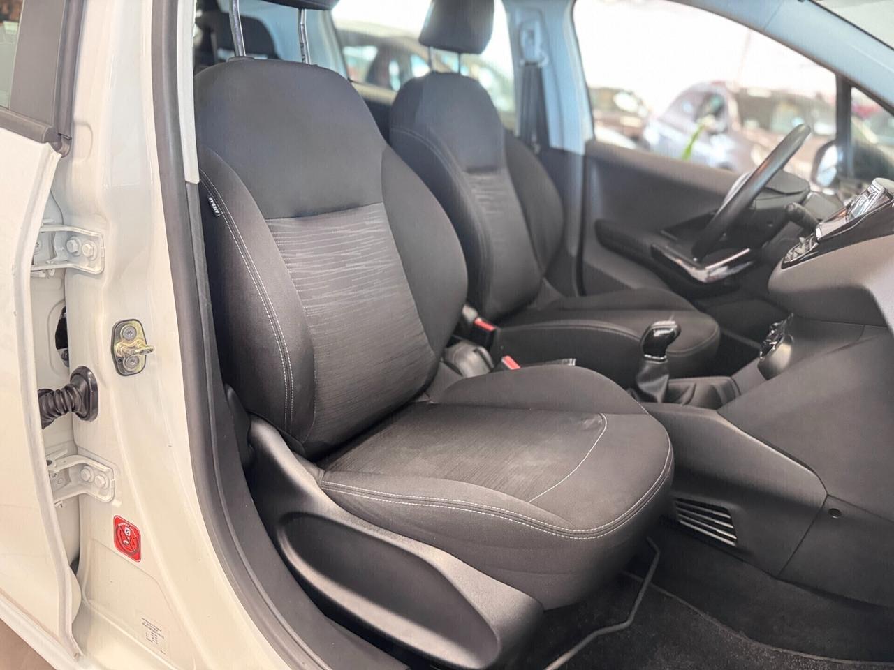 Peugeot 208 1.0 VTi 68 CV 5 porte Access