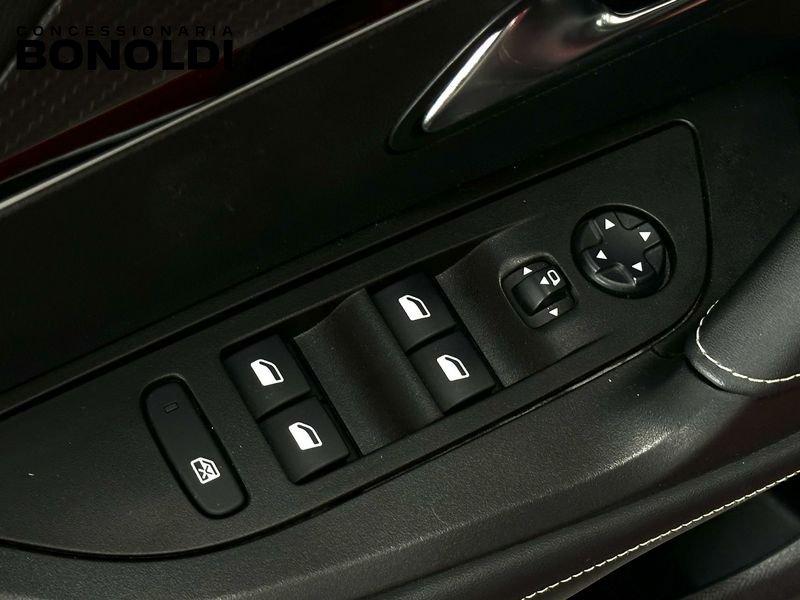 Peugeot 2008 BlueHDi 130 EAT8 S&S GT Line Full Led Navi Telec.