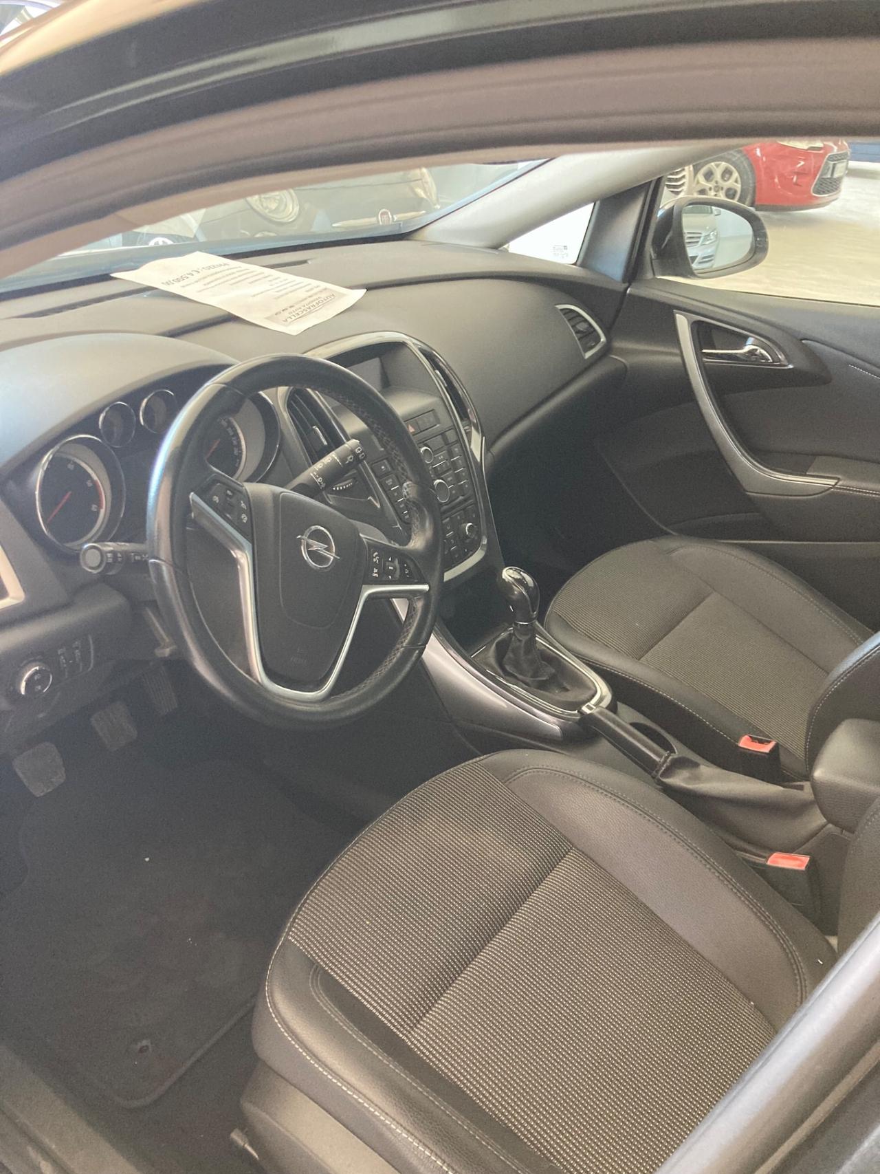 Opel Astra 1.7 CDTI 130CV EcoFLEX S&S 5 porte Cosmo