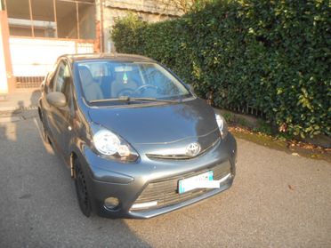 Toyota Aygo 1.0 12V VVT-i 5 porte Lounge Connect