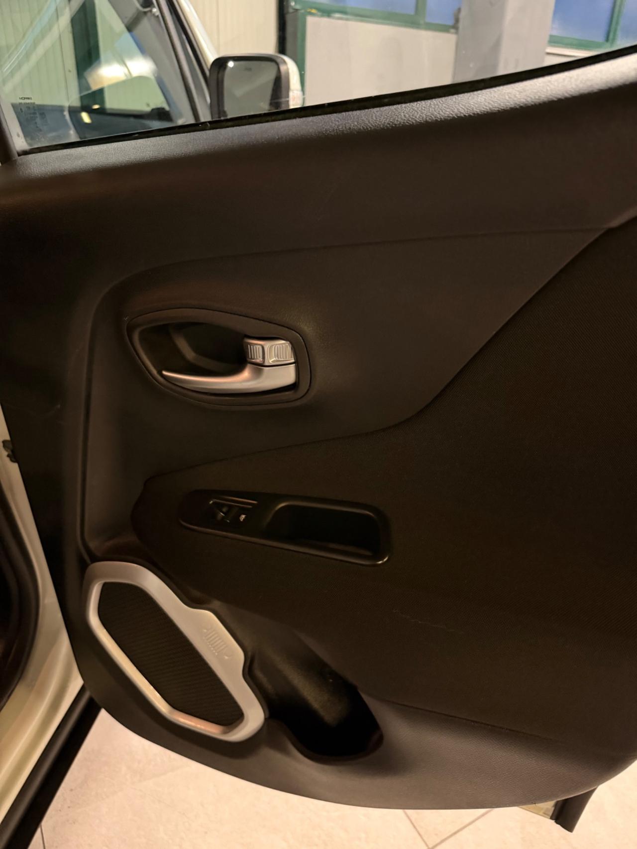Jeep RENEGADE 2.0 MJT 4WD LIMITED EU6B KMCERT