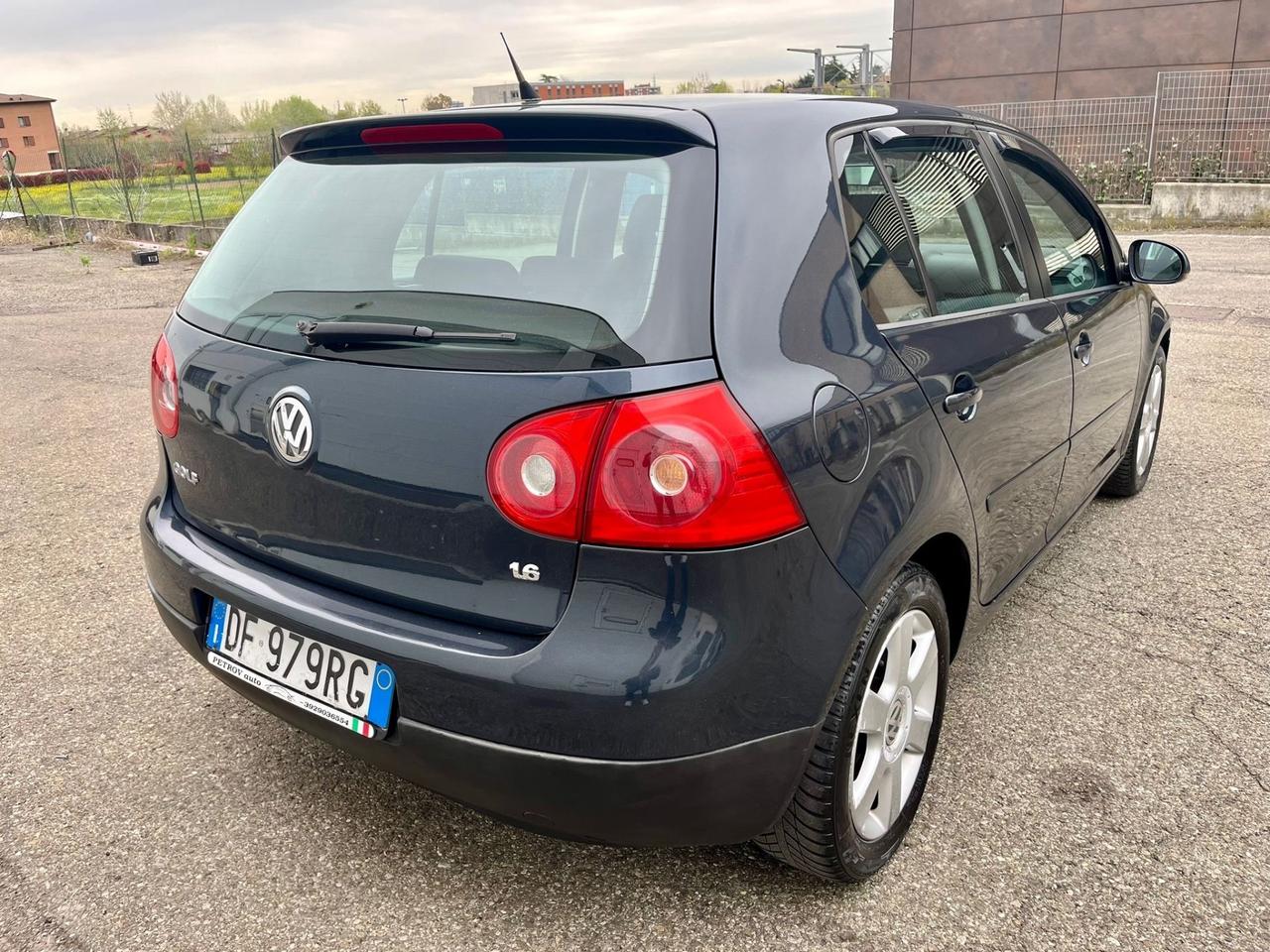 VW Golf 1.6benz 2007 154.000km cinghia e tagliando fatti