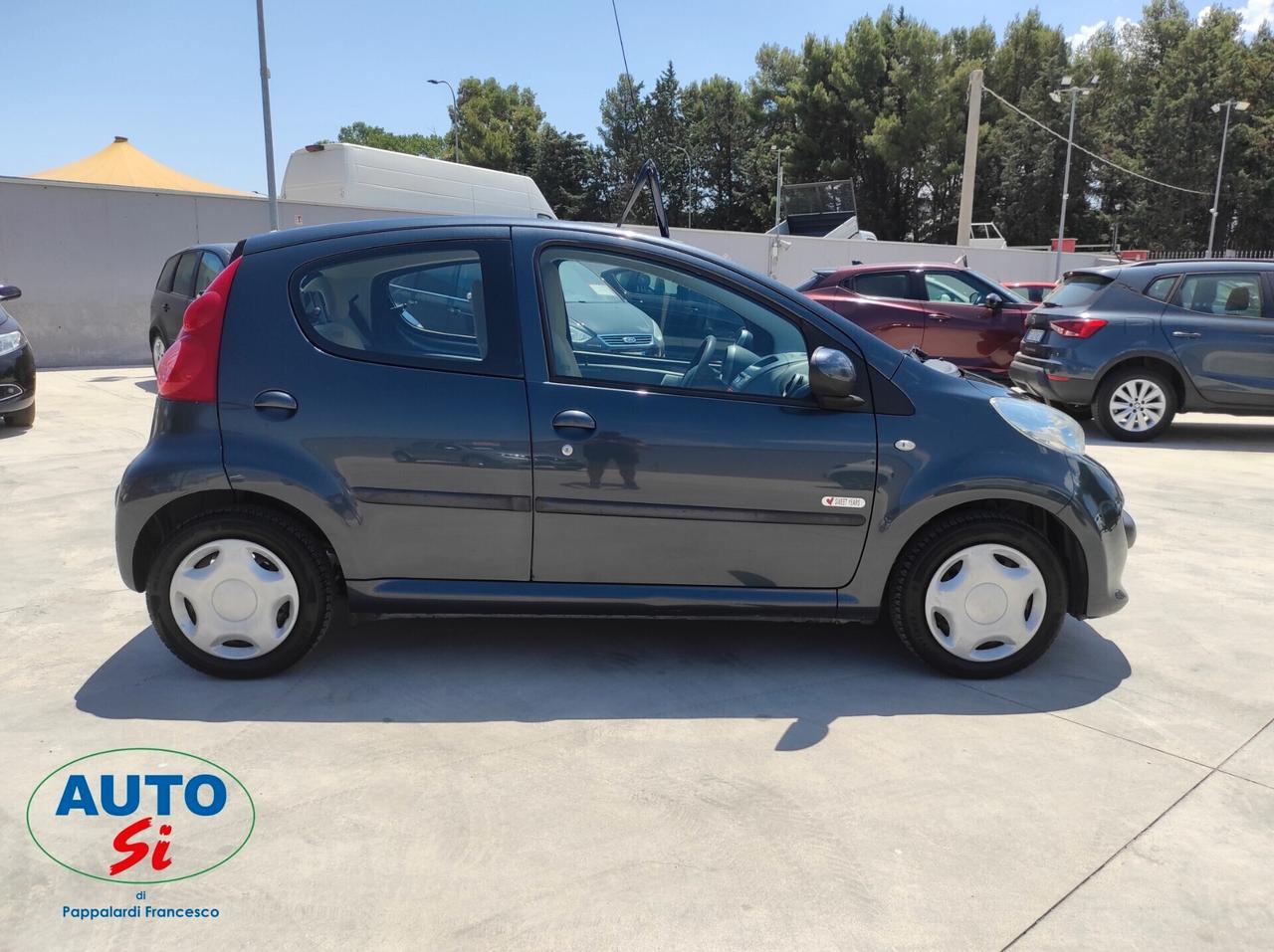 Peugeot 107 1.0 Benzina - 68cv NEOPATENTATI