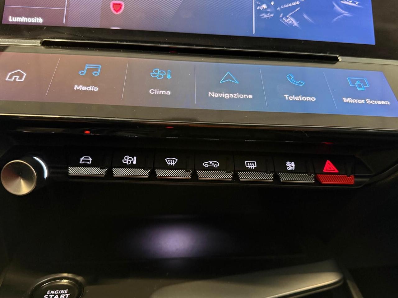 PEUGEOT 308 S.W. ALLURE 1.5 EAT8 130CV PELLE NAVI OK NEOPATENTATI ANNO 2023