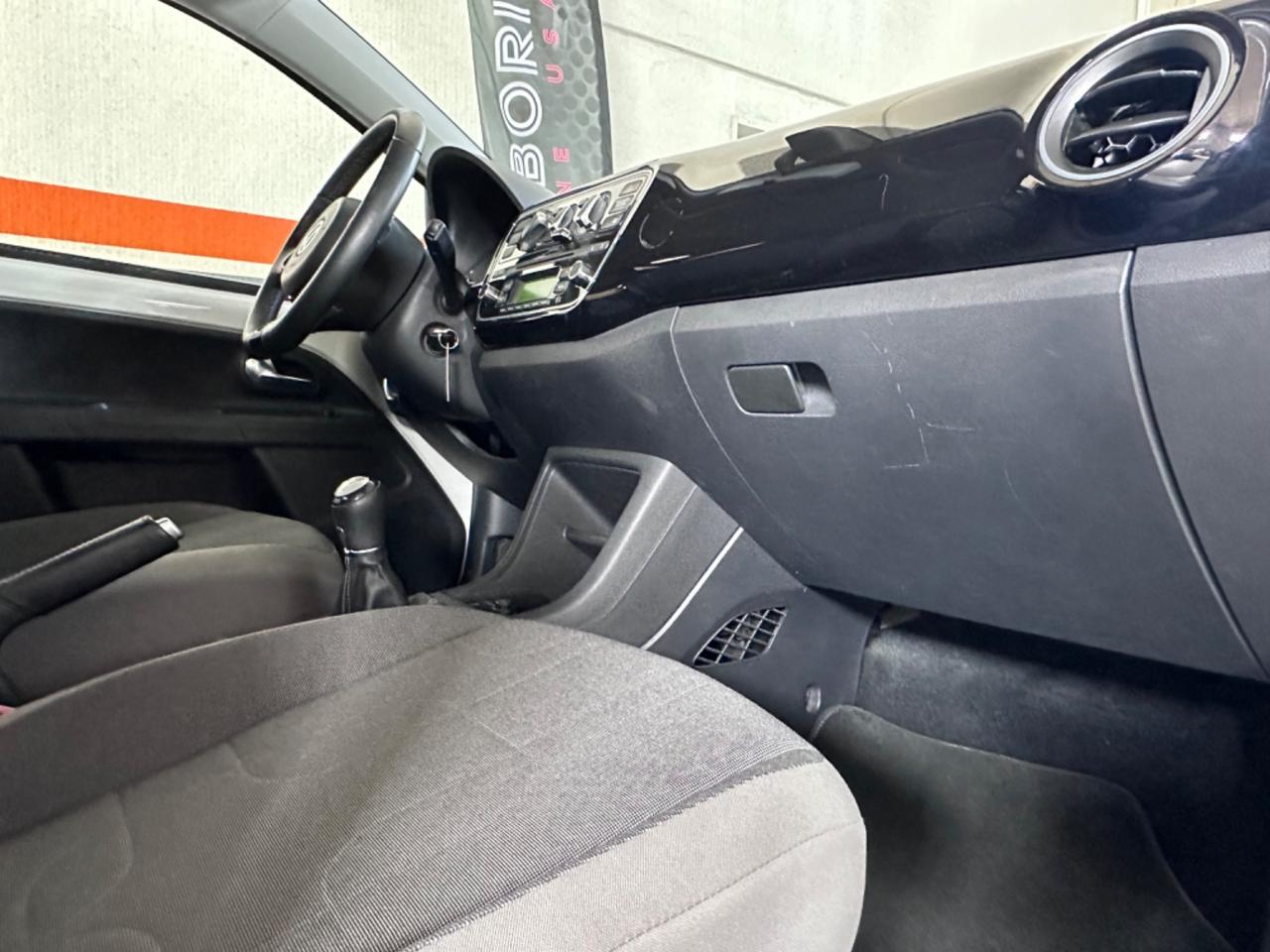 Volkswagen up! 1.0 75 CV 5p. cross