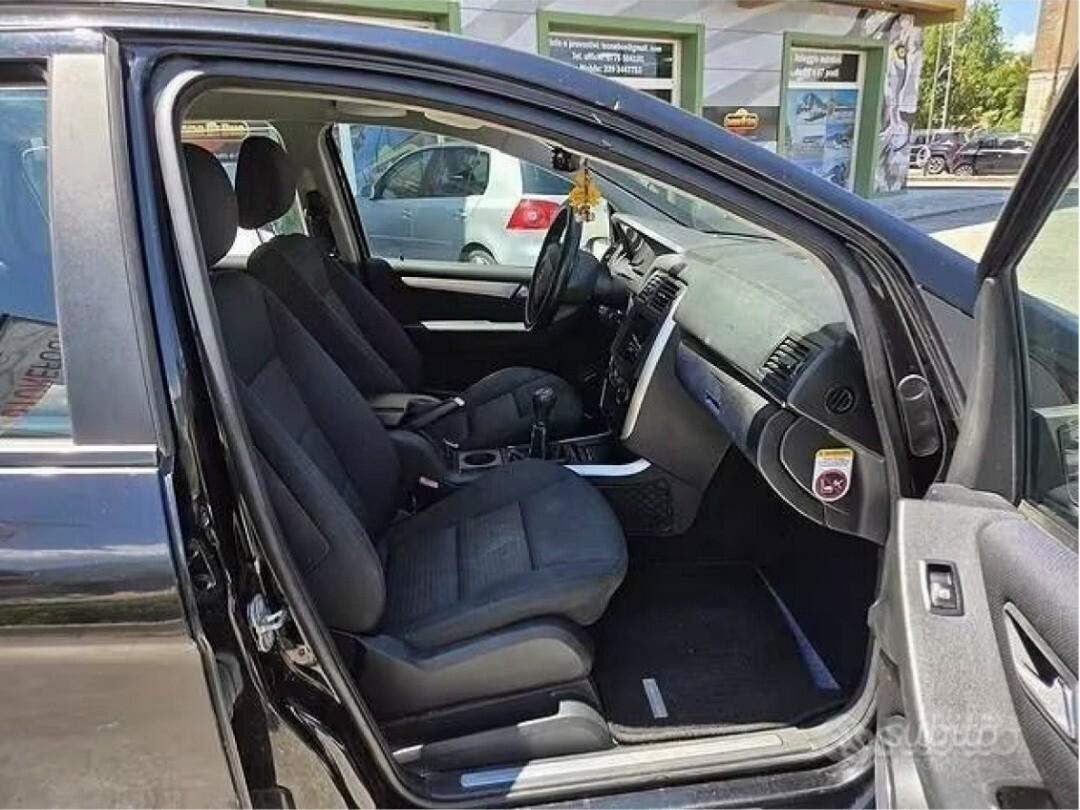 MERCEDES CLASSE B 150 BZ/METANO