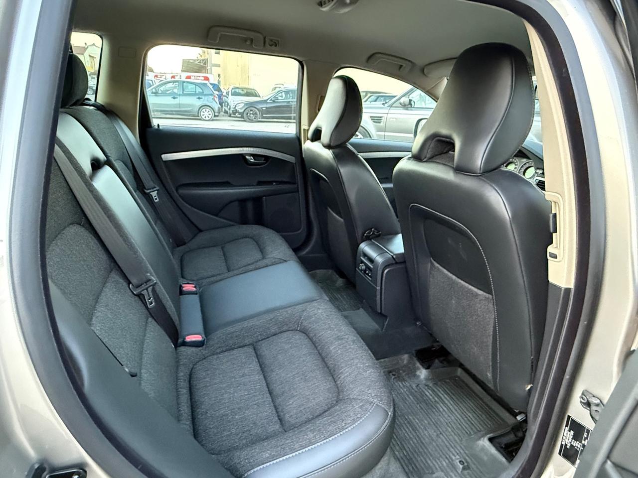 Volvo XC70 D5 2.4d 185CV 4x4 AWD Volvo Ocean Race