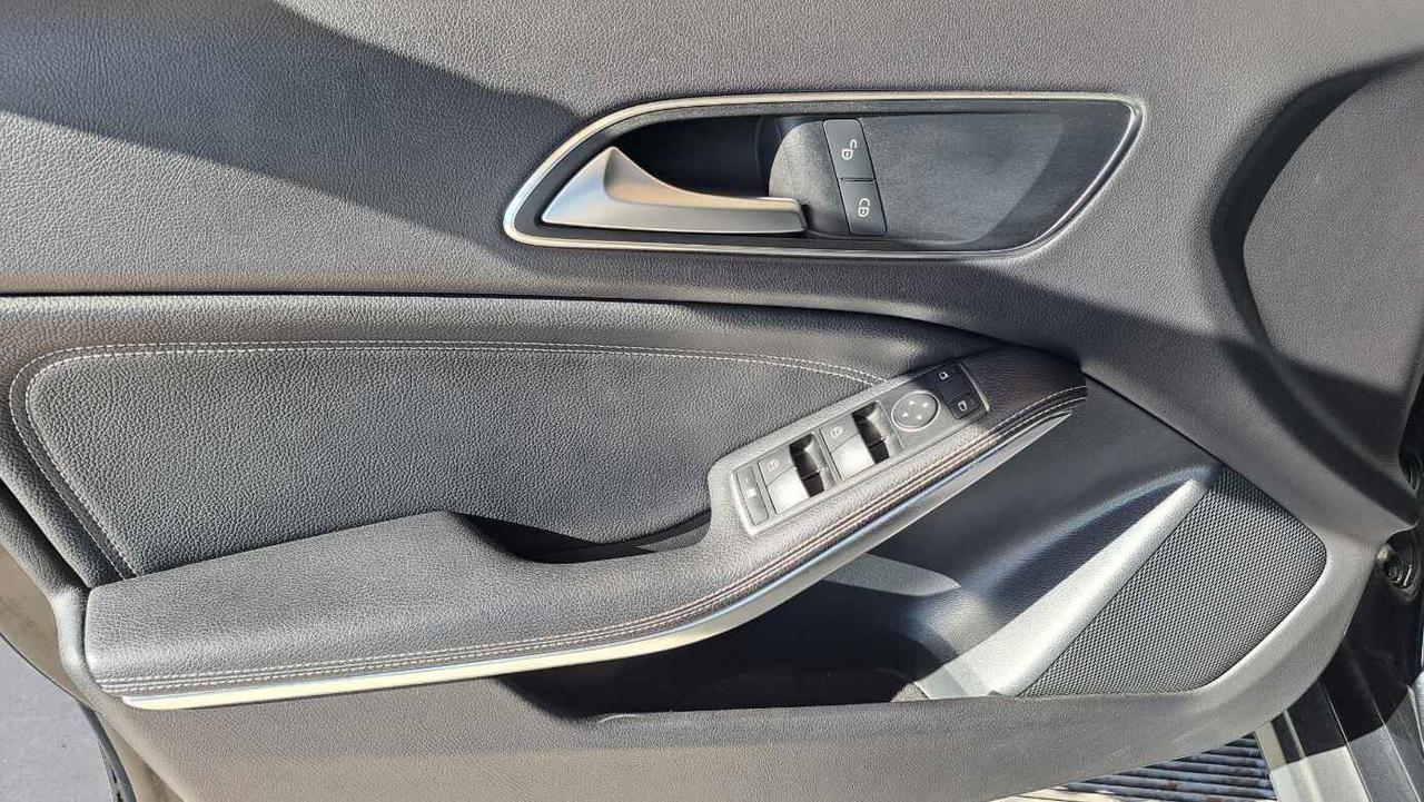 Mercedes-benz GLA 200 d Automatic 4Matic Premium